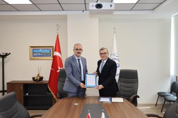 Üniversitemiz ile Bandırma Ticaret Odası Arasında İş Birliği Protokolü İmzalandı