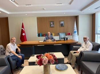 Eğitimcilerden Rektörümüze Nezaket Ziyareti