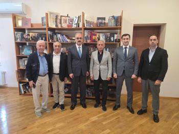Üniversitemiz ile Azerbaycan Devlet Ressamlık Sanatlar Akademisi Arasında İş Birliği Protokolü İmzalandı